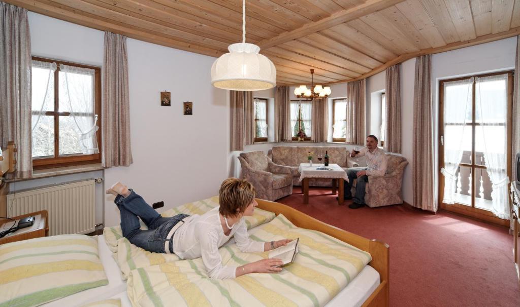 Gasthof-Pension-Kraus Achslach Luaran gambar
